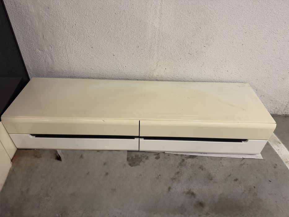 Komoda szafka słupek z licznymi szufladami kolor kawowy Zestaw Mebli