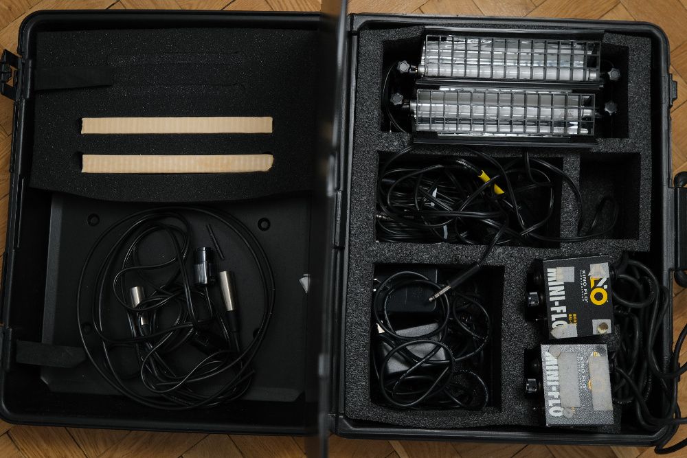 Arri 650w 3200k, Kino Flo Mini Flo 8" та 12" System Kit, софтбокс