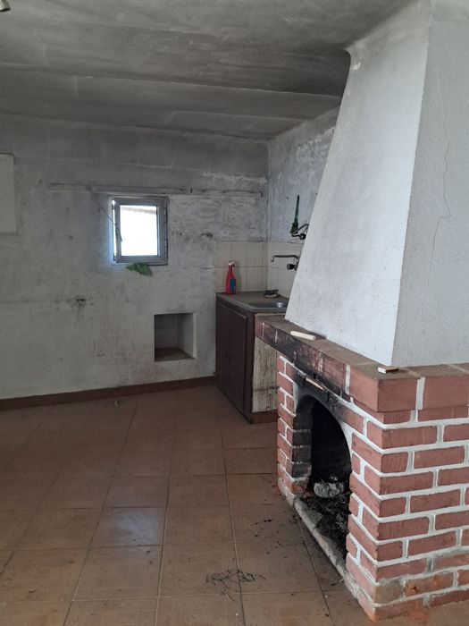 Venda casa T1  com loga
