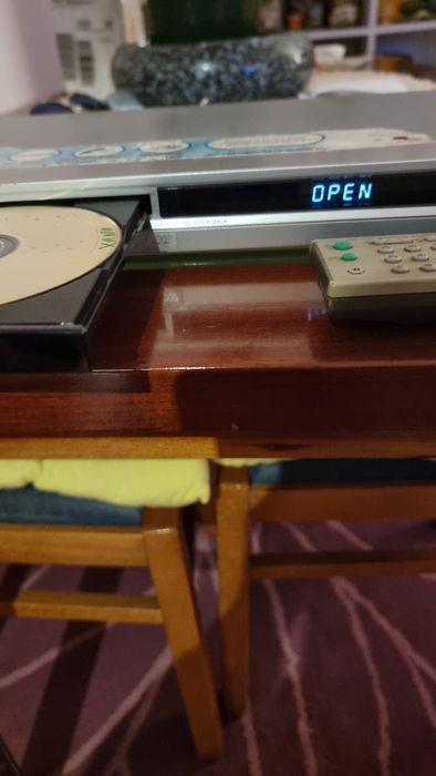 DVD Sony NS355 com comando de origem