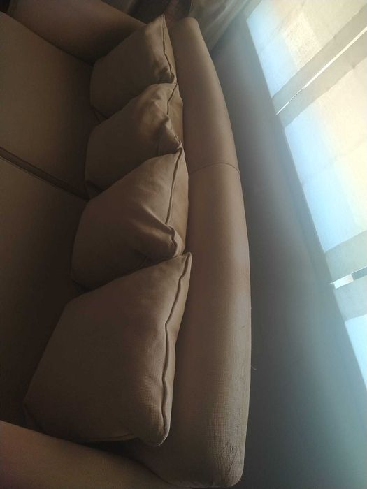 Sofa 3/4 lugares cor castanha