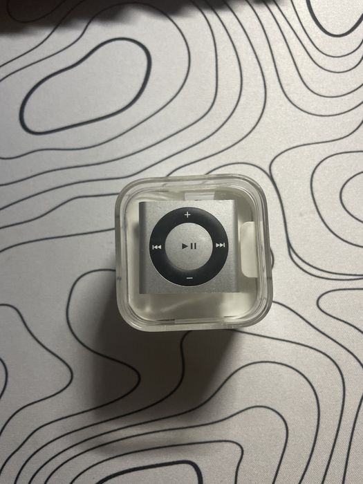 Продам MP3 плеер Apple iPod Shuffle 4th 2gb