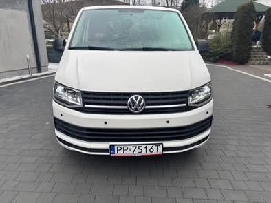 Wynajem busa VW Caravelle T6 6 osobowa LONG