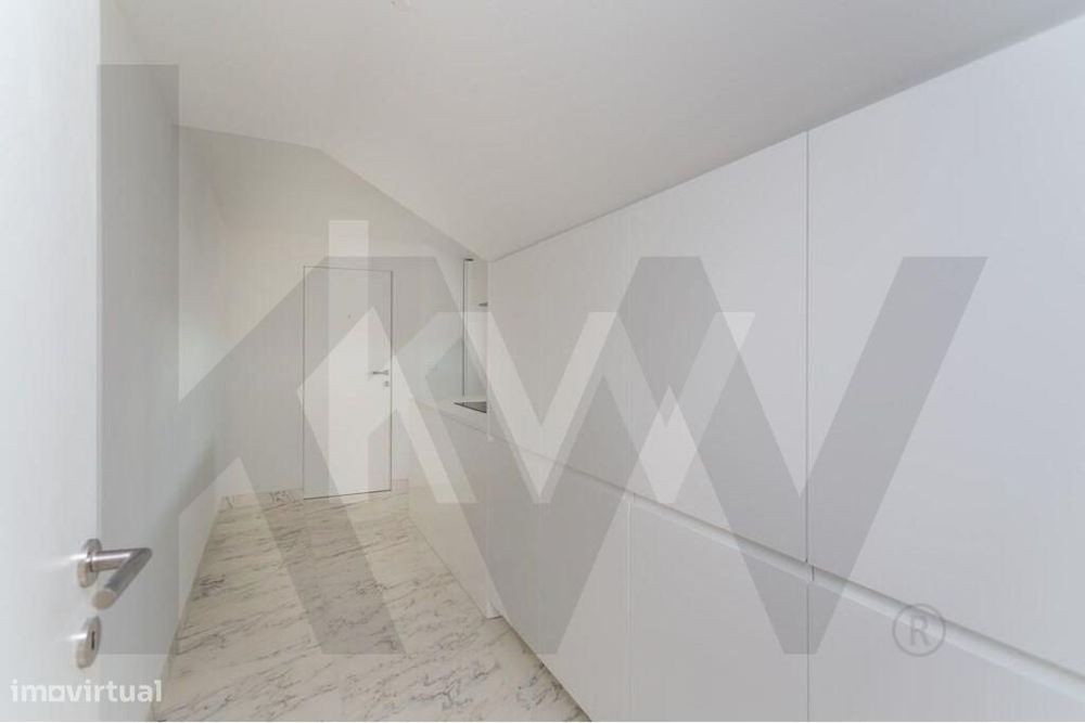 Apartamento  T2 -  Jardim e Piscina -  Praça do Areeiro
