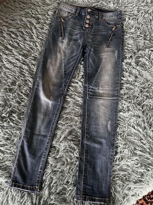 Жіночі джинси (7шт)