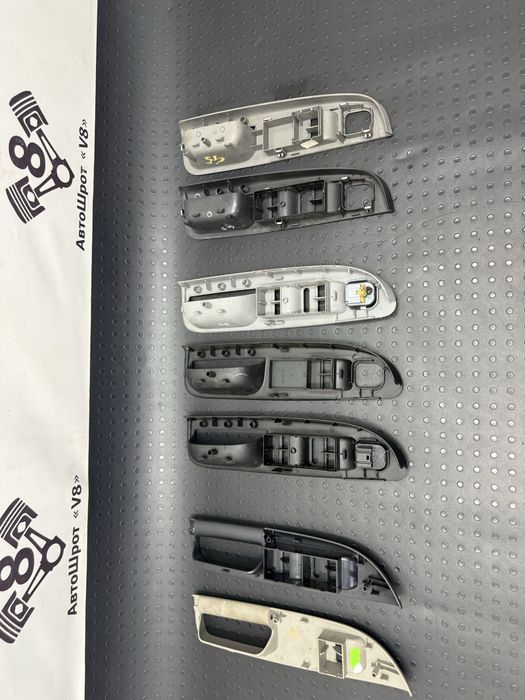 Ручка карти водія Пасат В6 B6 гольф 5 Шкода А5 накладка ручки ліва Passat B6 Skoda Oktavia A5 VW Golf 5 Golf 6