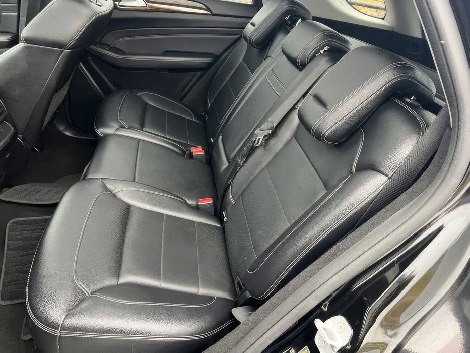 Mercedes-Benz M-Class ML 350 BlueTEC 4MATIC      2013