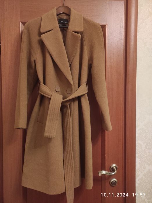 Пальто з додаванням шерсті коричневое пальто с добавлением шерсти