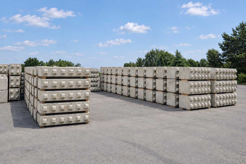 Bloki betonowe LEGO klocki systemowe modułowe prefabrykowane 60x60x60 120x60x60 180x60x60 240x60x60 mur oporowy zasieki boksy silosy kiszonki REI 240