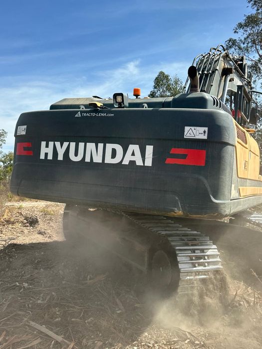 Escavadora Hyundai HX300 ANL 2020