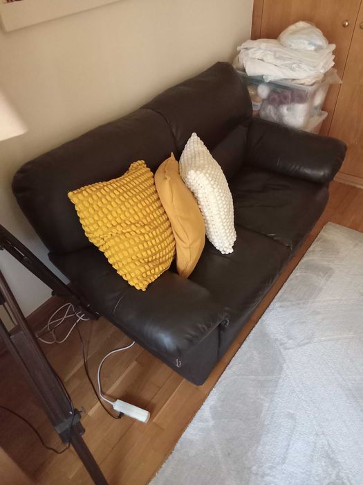 Sofá para quarto ou sala