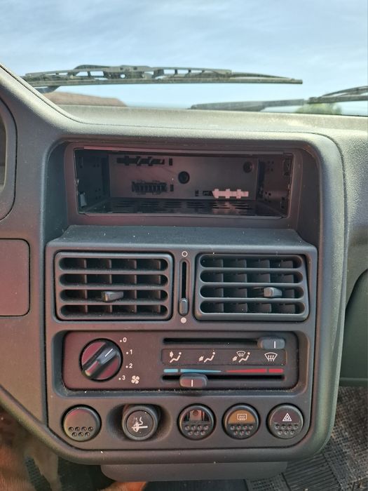 Peugeot 106 (1993)