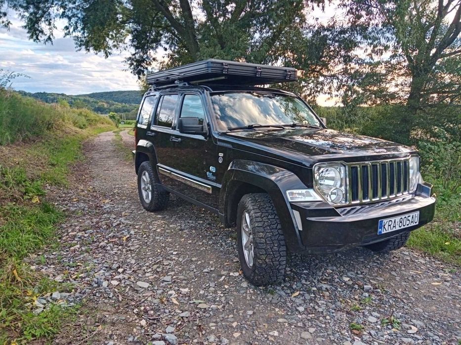 Jeep Cherokee liberty kk 4x4 2.8crd 200KM  wyprawowy, namiot, zabudowa