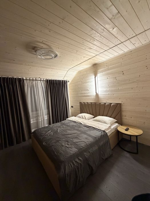 Готель Карпатах Буковель(Тільки  на довгий термін)