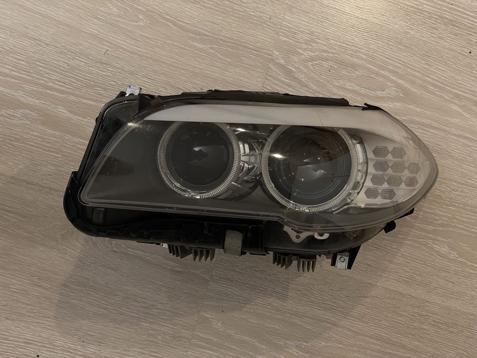 Lampy przednie do BMW F10 / F11 (Seria 5)