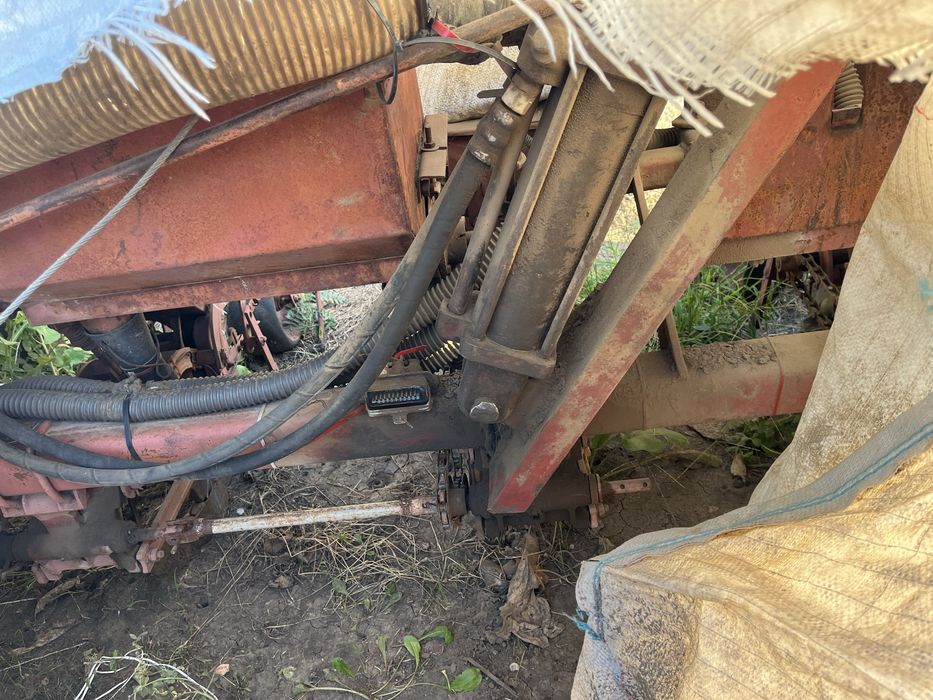 Сеялка пропашная   супн 8 культиватор крн 5.6