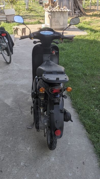 Скутер Aprilia scarabeo 2t 100