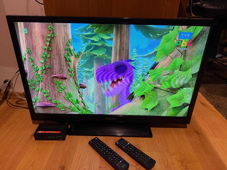 Telewizor SHARP + DEKODER DVBT-2 naziemna + kablówka 32 cale kompletny