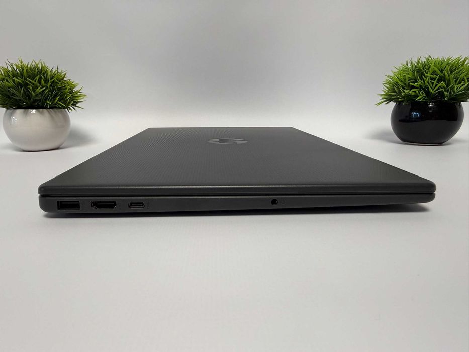 Ноутбук HP Laptop 15 Ryzen 3 7320U/8gb ddr5/512gb/15’6 Full HD