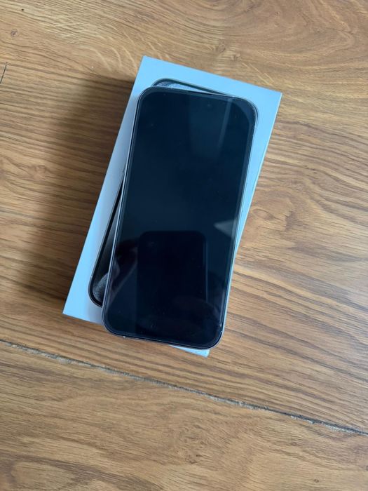 iPhone 15 pro 128gb
