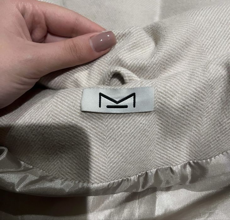 Кашемірова жіноча жилетка