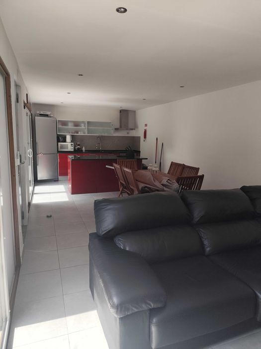 Oportunidade única Casa de campo  t3 com ribeirinho a 2 minutos rio Douro Resende