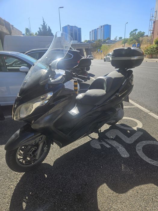 Suzuki Burgman 400