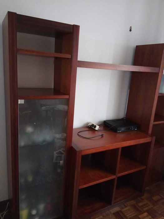Estante de sala - Cerejeira