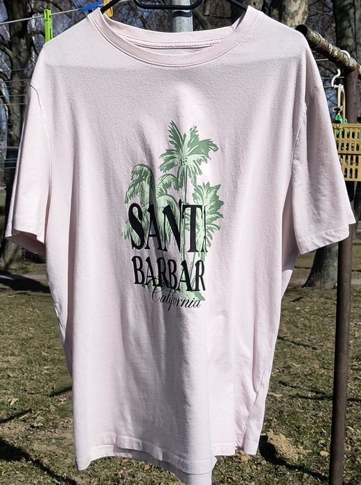 Duży różowy t-shirt