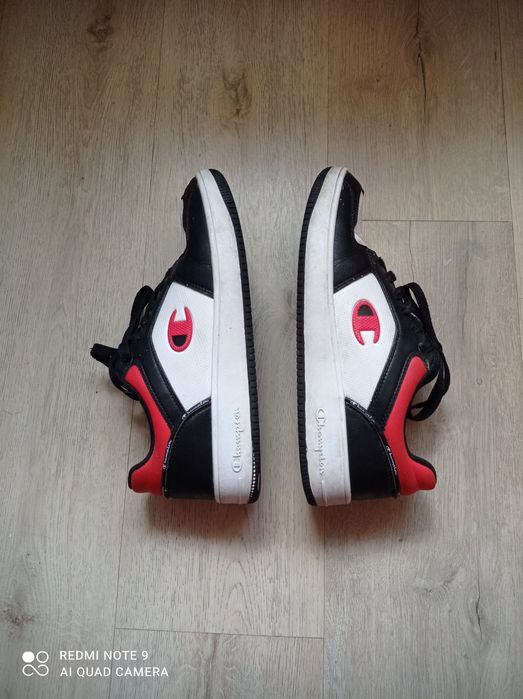 Buty Champion 43 młodzieżowe+ gratisy
