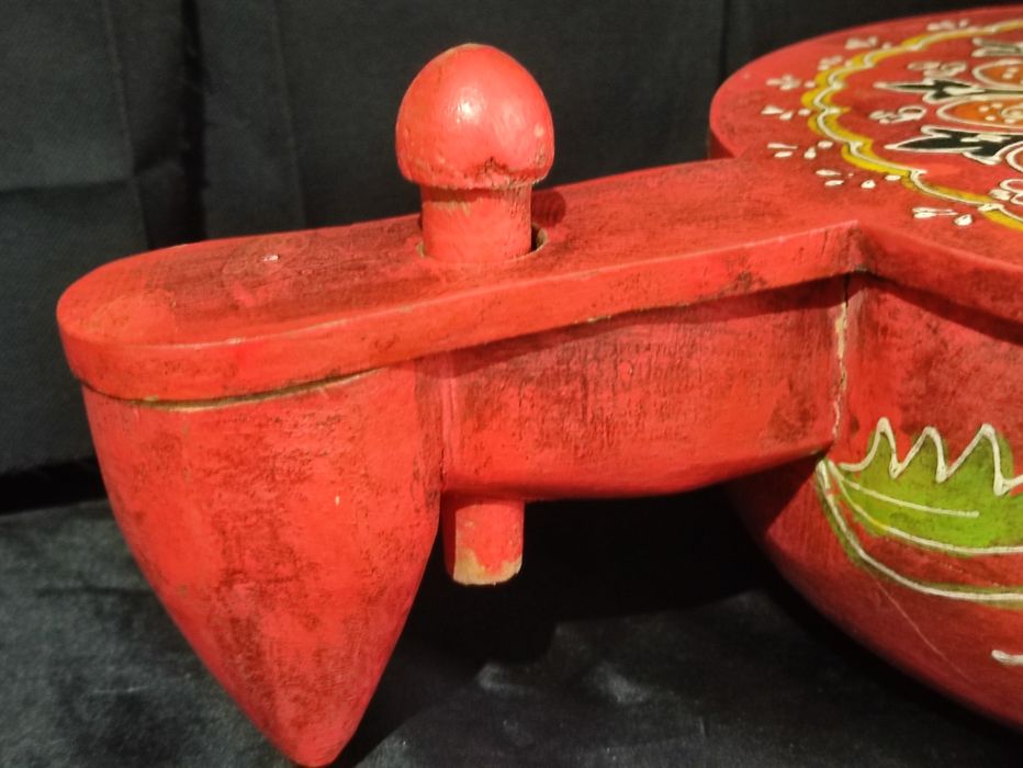 Antiga caixa Indiana de Especiarias