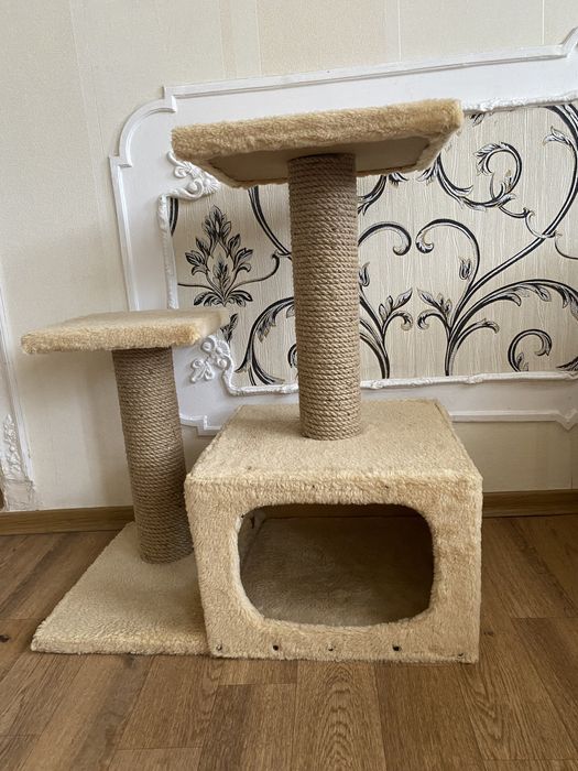 Продам кошачий домик