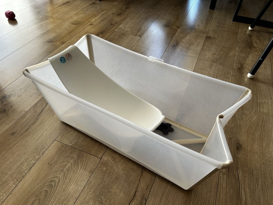 Wanienka Stokke Flexi Bath z wkładką niemowlęcą