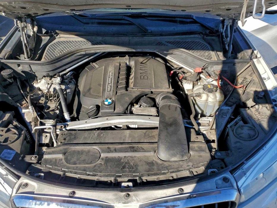 BMW X5 xDrive35i (2016)