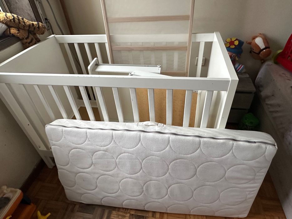 Cama de bebé ikea