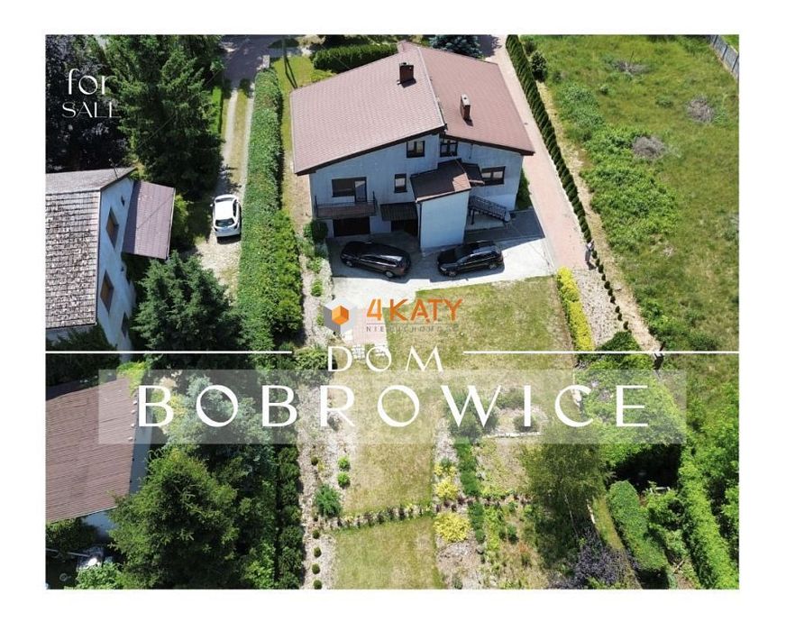 Przytulny dom z ogrodem pełnym zieleni