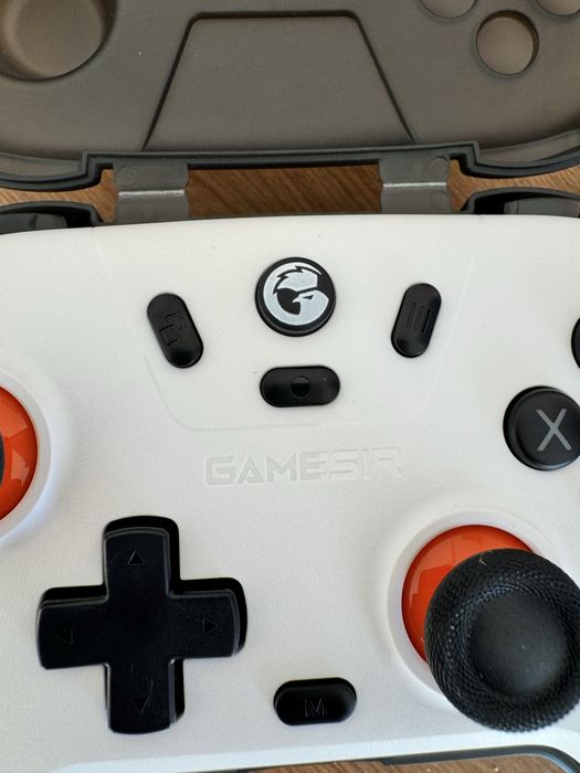 2 Comandos Gamesir Nova lite