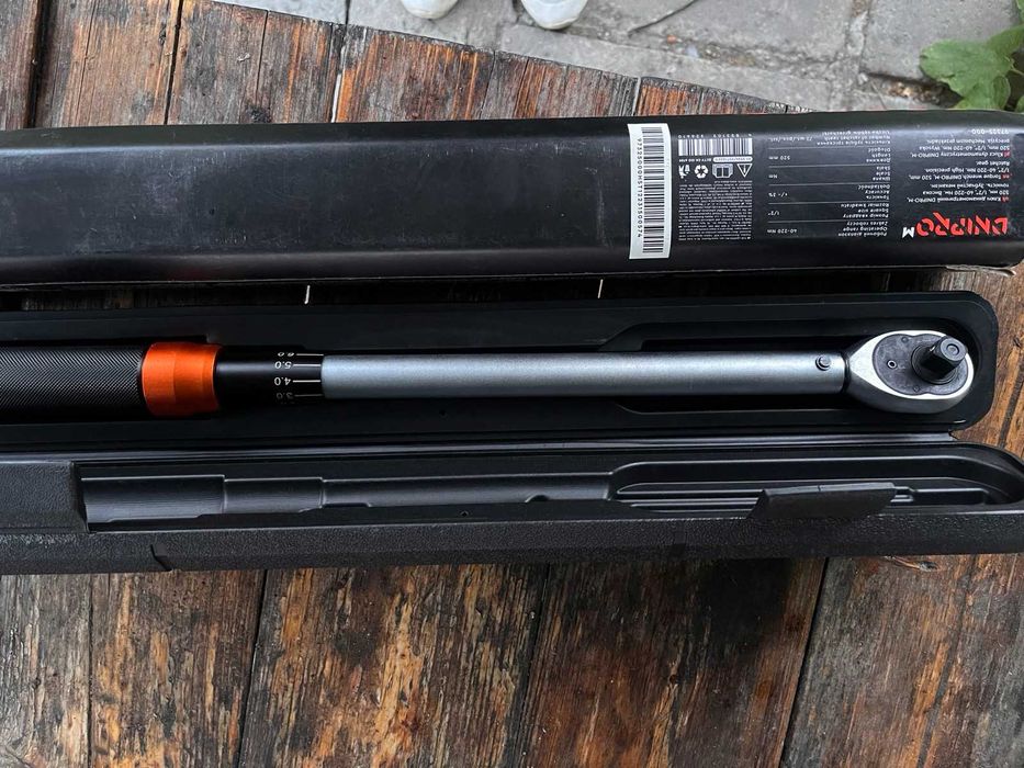 Ключ динамометрический Dnipro-M 1/2" 40-220 Нм