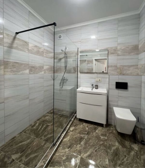 Продається одноповерховий дуплекс.