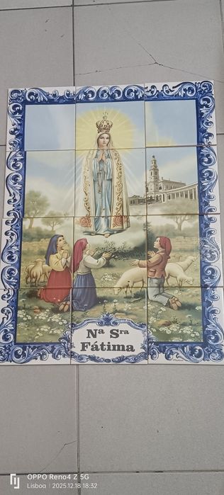 Painel de Azulejos (12) Decorados Nossa Senhora de Fátima.