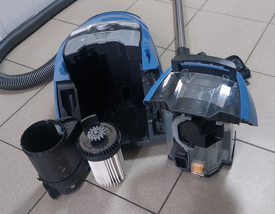 Пилосос Miele Blizzard CX 1