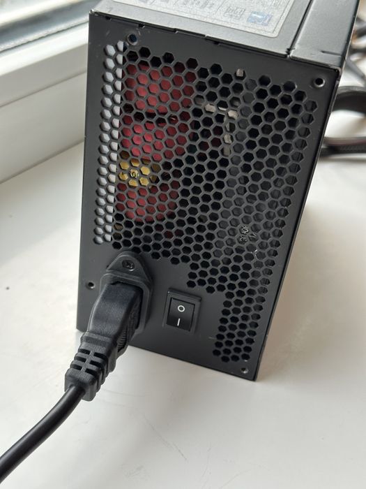 Zasilacz Chieftec 600w