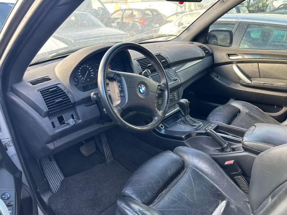 BMW X5 3.0 ano 2001 para Peças