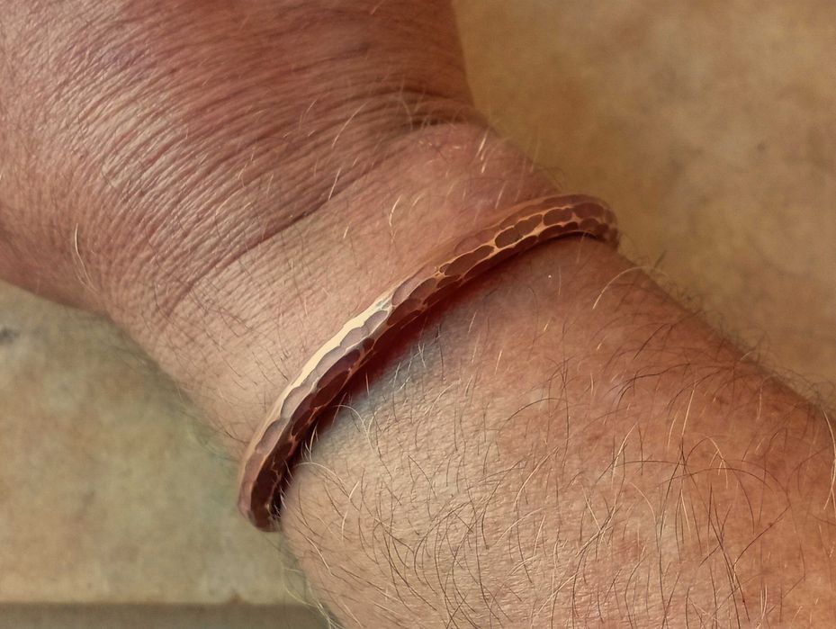 Pulseira Pesada, Terapeutica em Cobre Verdadeiro e Maciço. Fabricadas por mim artesanalmente.