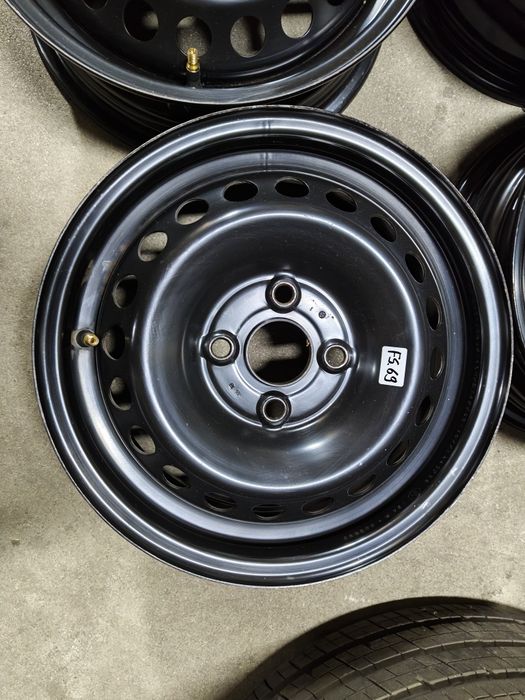 Felgi stalowe 14” 5,5J 4x100 ET47 Hyundai i10 Komplet TMPS 4szt FS69