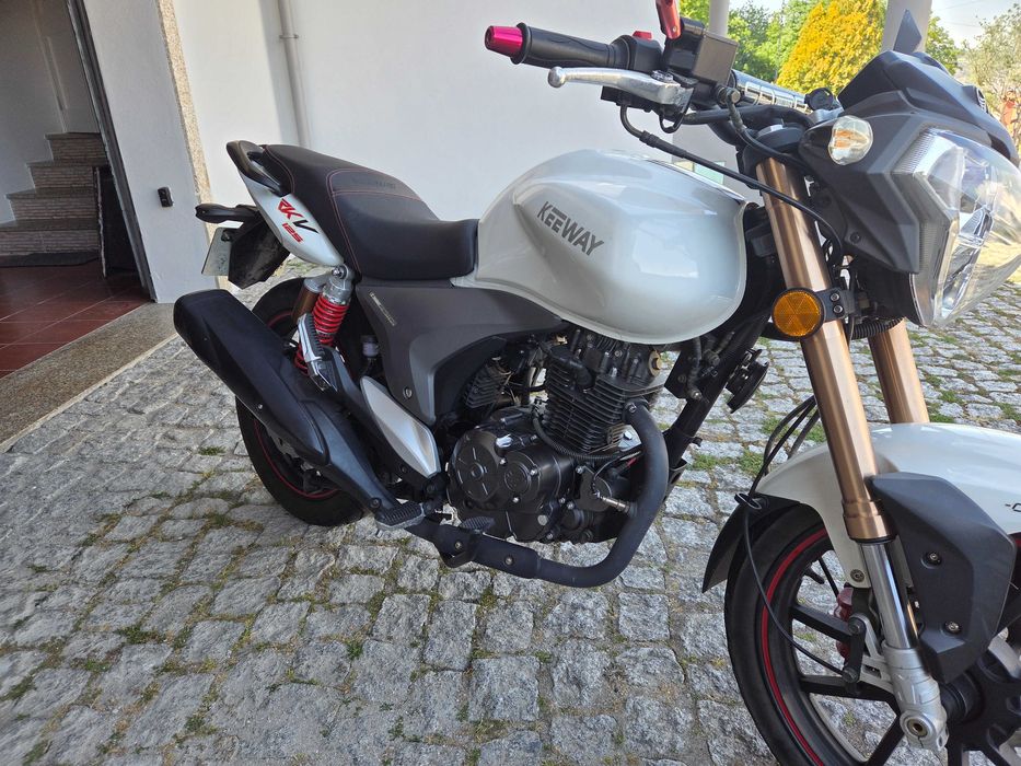 Venda keeway rkv 125