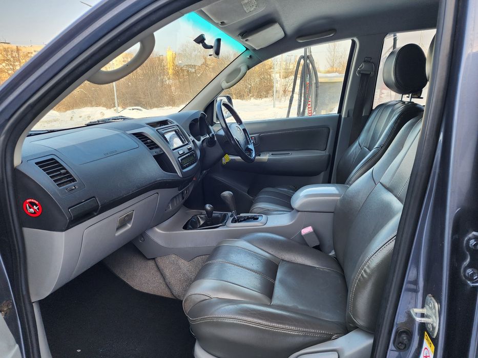 Toyota Hilux 3.0 Diesel 2011 рік в Україні!