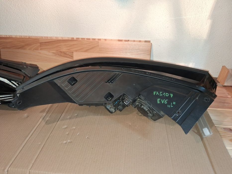 Фари передні Kia ev6 Європа