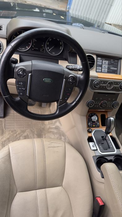 Land Rover Discovery 5.0 V8 2012 | Ciemna zieleń | 190 000 km