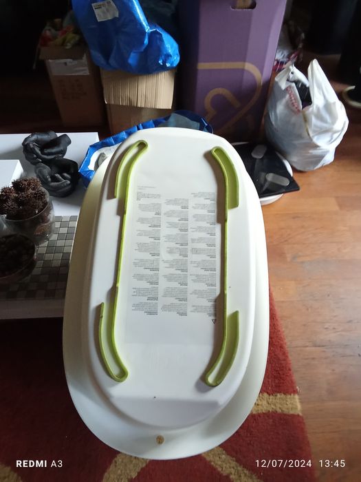 Banheira de bebê em excelente estado